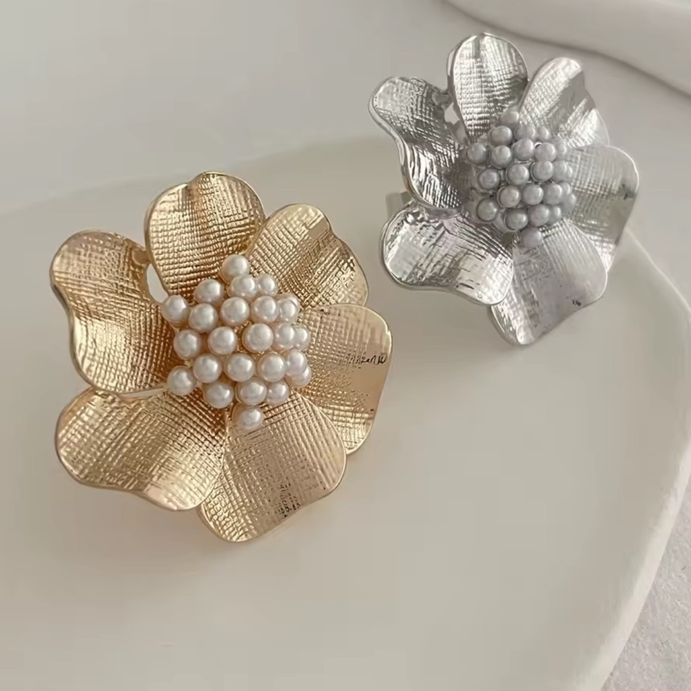 Flower Silver Pearl Adjustable Ring